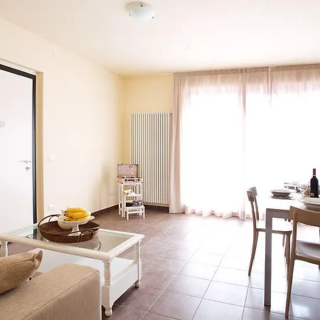 Regina Grande Terrace 莱诺